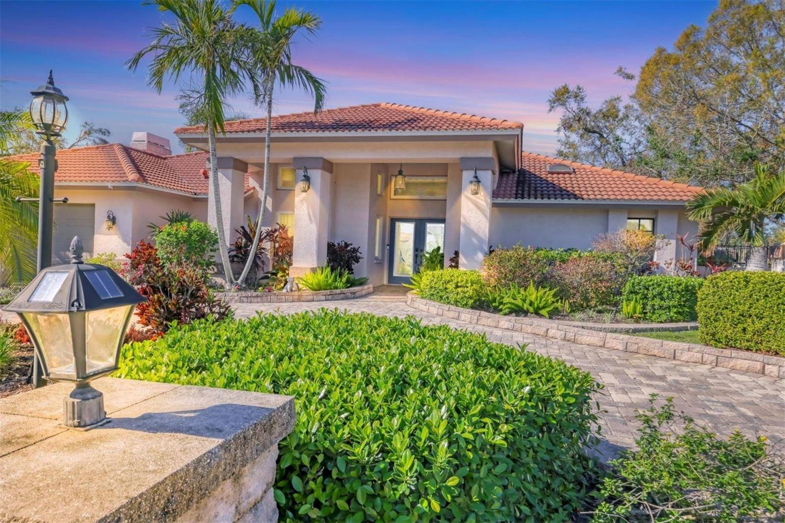 Sarasota, FL 34243,6900 COUNTRY LAKES CIR