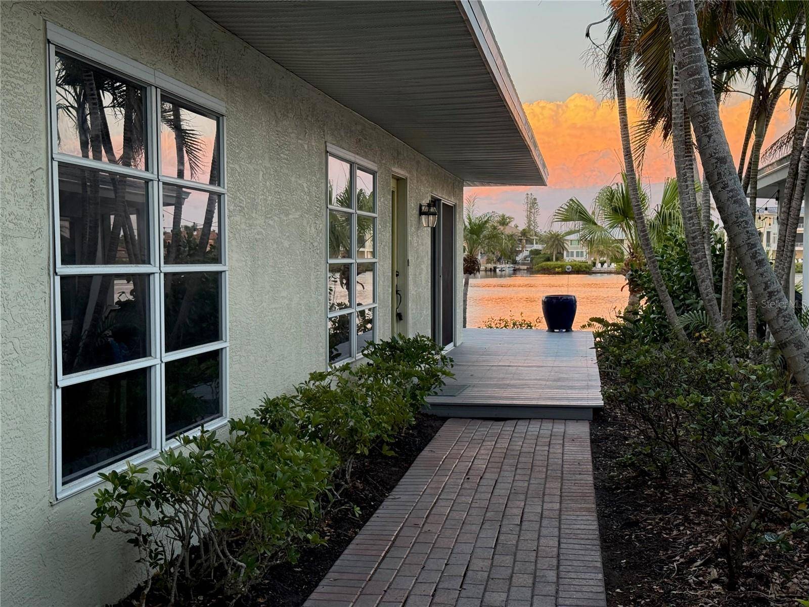 Sarasota, FL 34242,1374 MOONMIST DR #B1