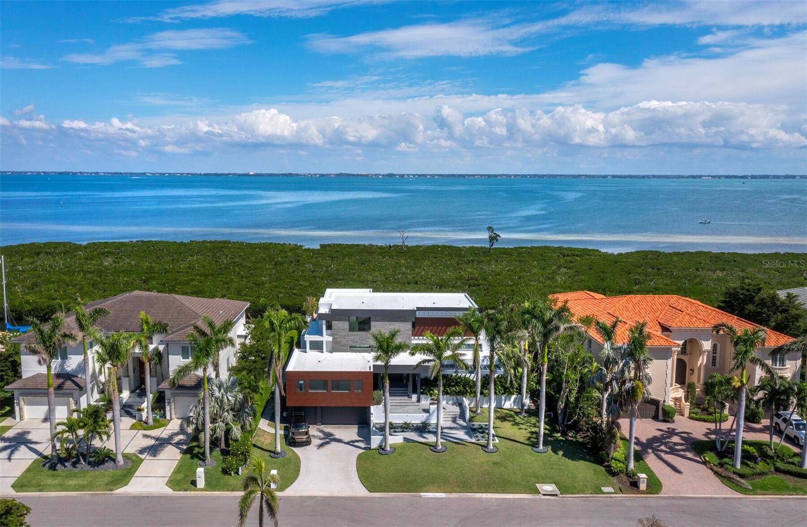 Longboat Key, FL 34228,1580 HARBOR CAY LN