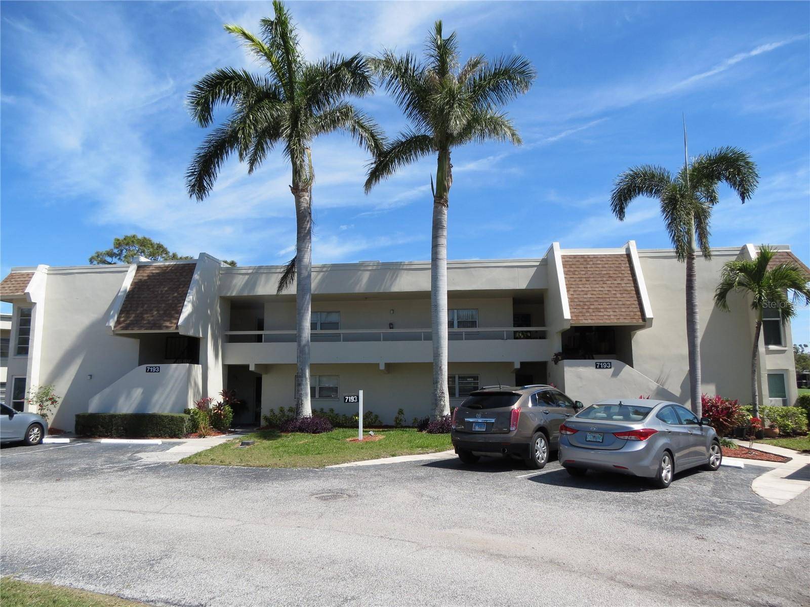 Sarasota, FL 34243,7193 W COUNTRY CLUB DR N #138