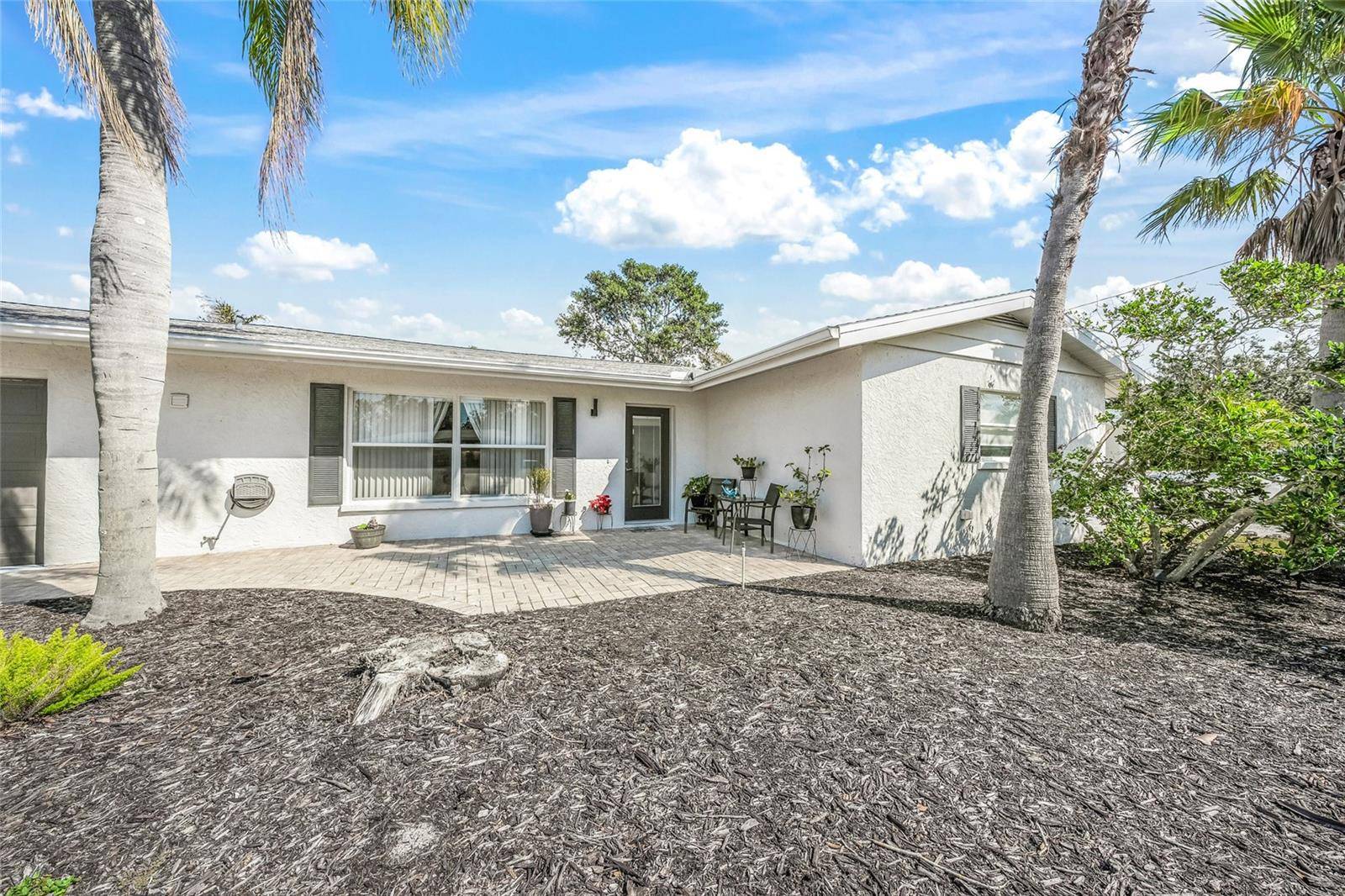 Sarasota, FL 34239,2427 TULIP ST
