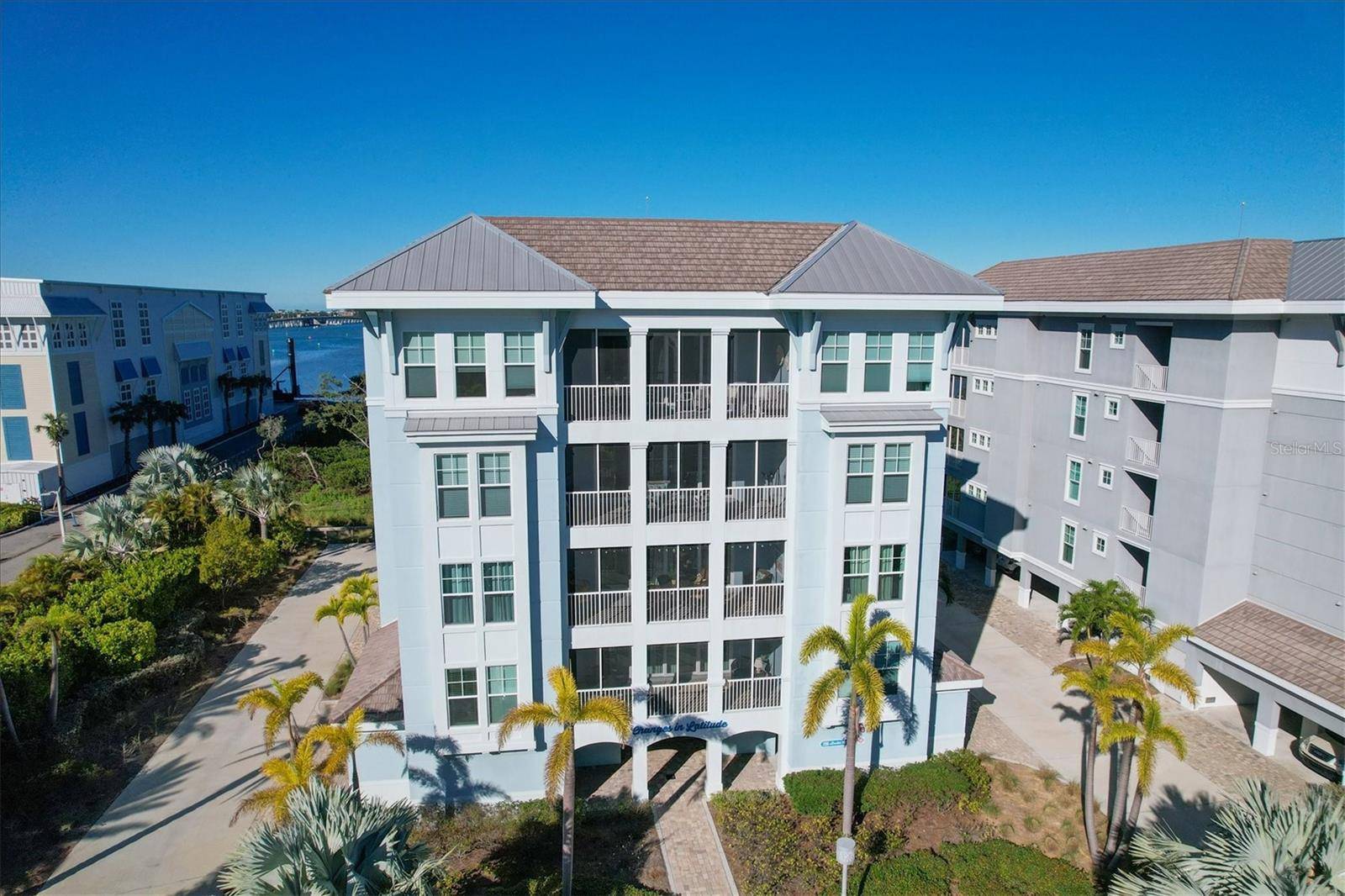 Bradenton, FL 34209,396 ARUBA CIR #302