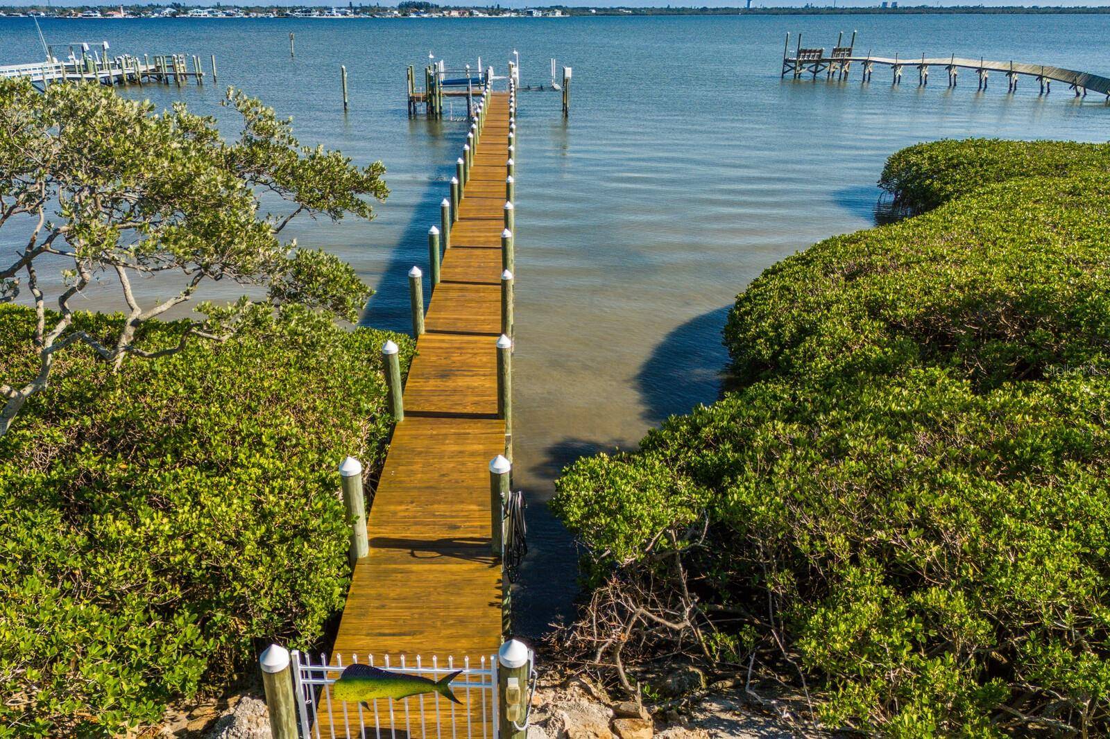 Terra Ceia, FL 34250,766 BAYSHORE DR