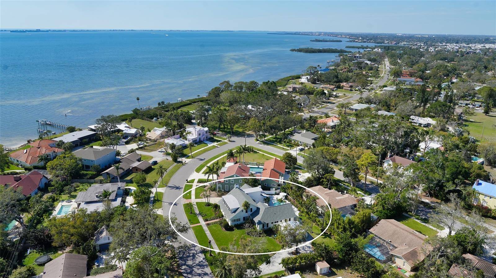 Sarasota, FL 34243,7715 WESTMORELAND DR