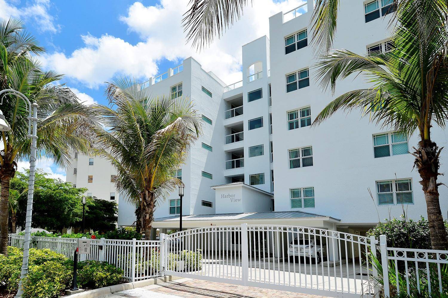 Sarasota, FL 34236,650 GOLDEN GATE PT #602