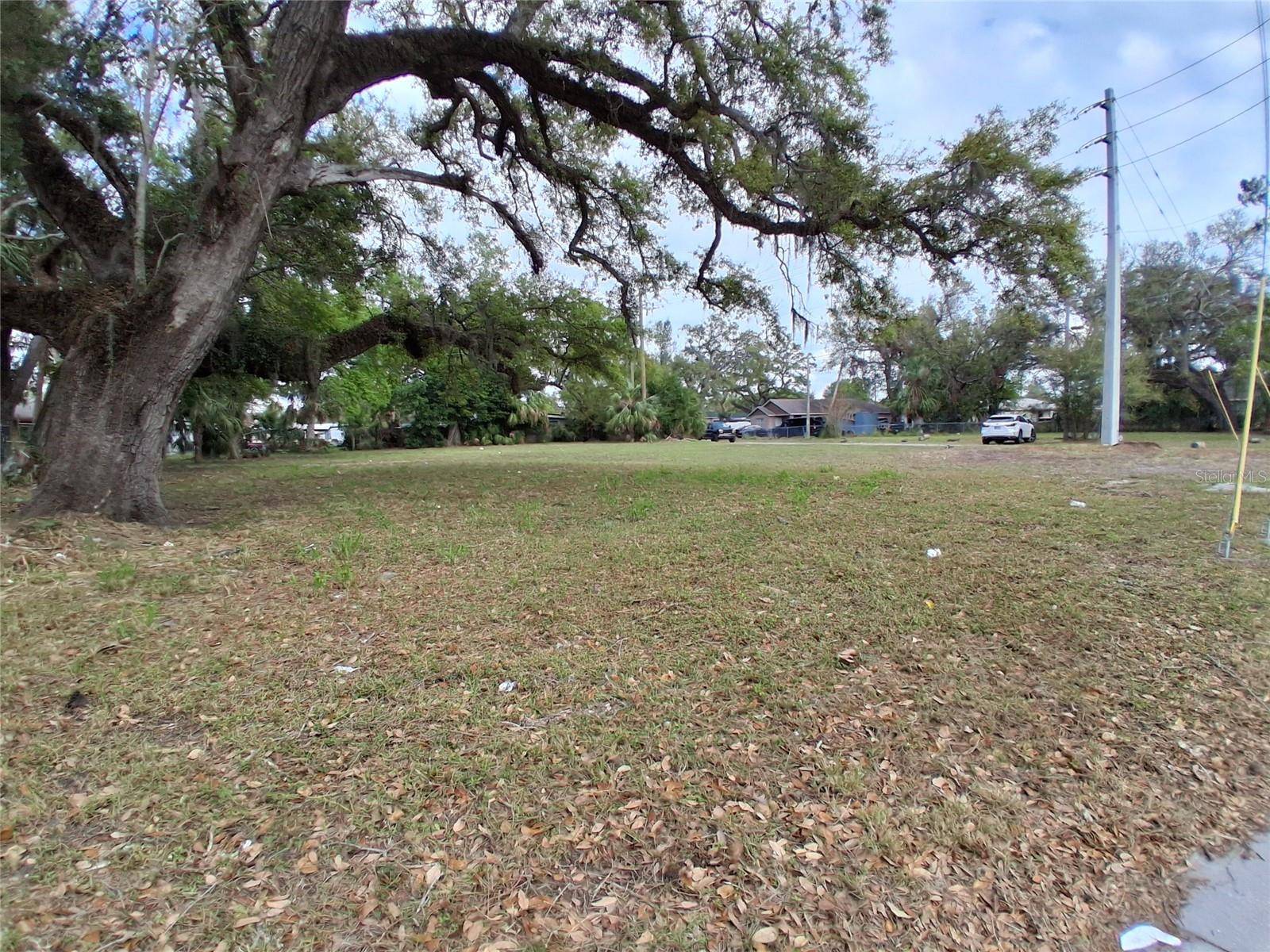 Bradenton, FL 34208,701-715 15TH ST E