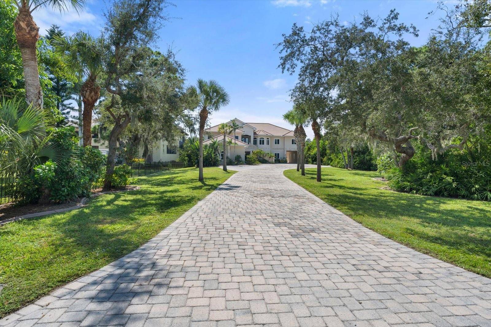Englewood, FL 34223,1930 BAYSHORE DR