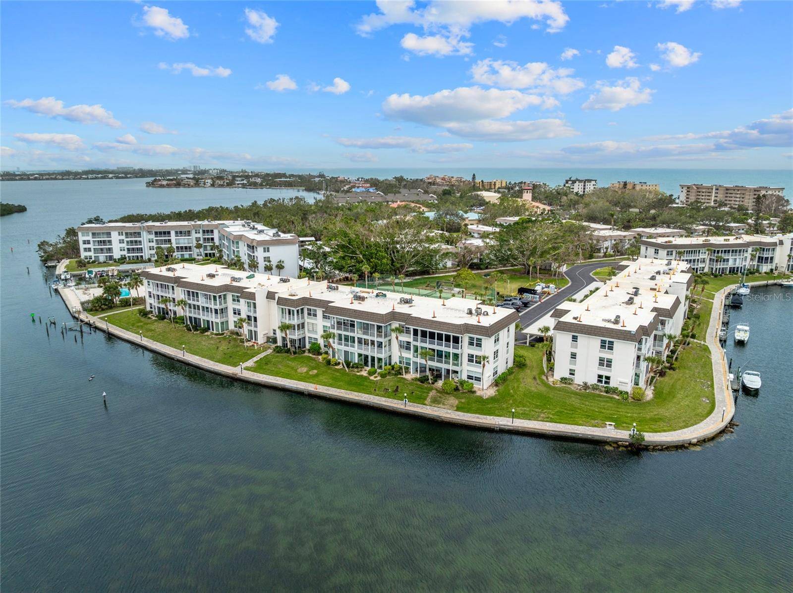 Longboat Key, FL 34228,4310 FALMOUTH DR #304