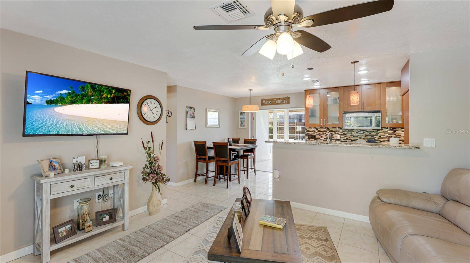 Sarasota, FL 34232,5562 HAYDEN BLVD