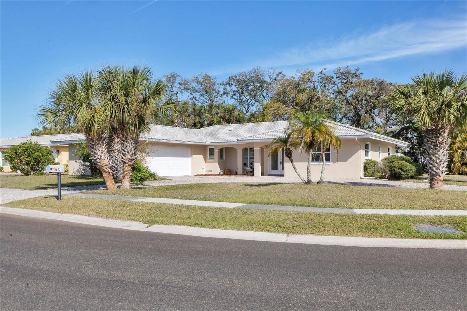 Sarasota, FL 34231,7211 ANTIGUA PL