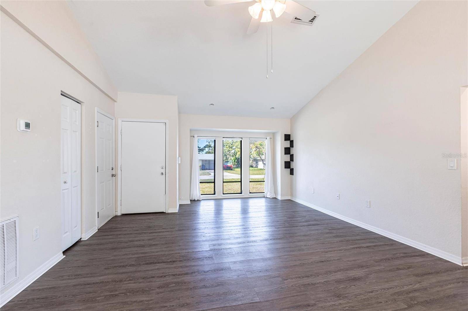 Venice, FL 34293,4659 ALLIGATOR DR