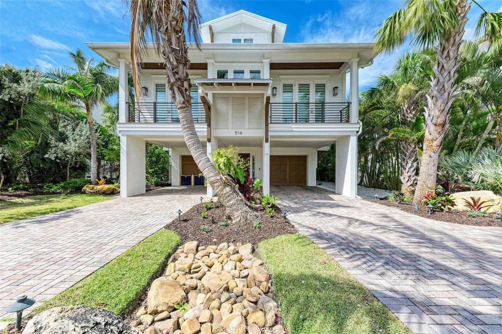 Anna Maria, FL 34216,516 KUMQUAT DR