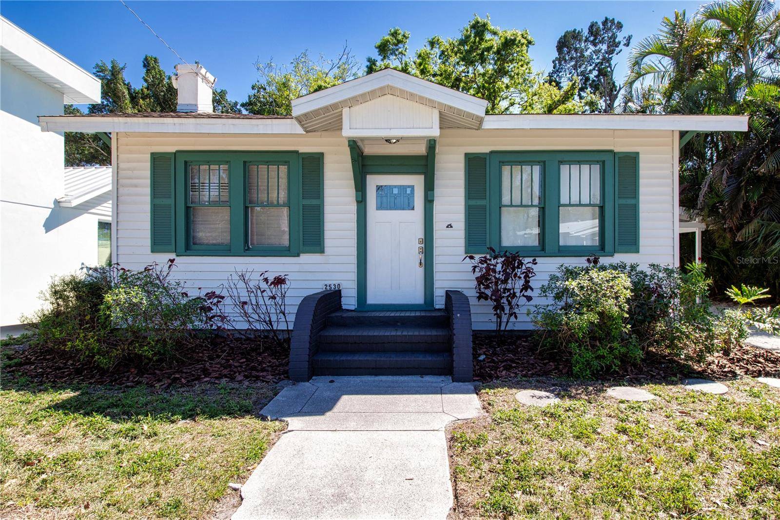 Sarasota, FL 34239,2530 LOMA LINDA ST