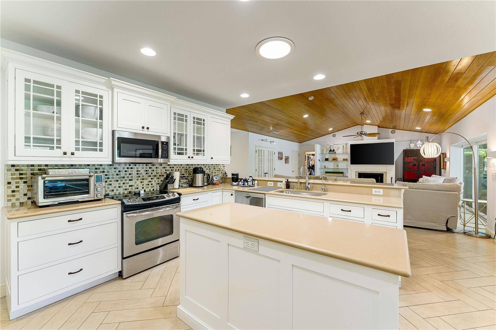 Sarasota, FL 34231,4852 PEREGRINE POINT CIR N
