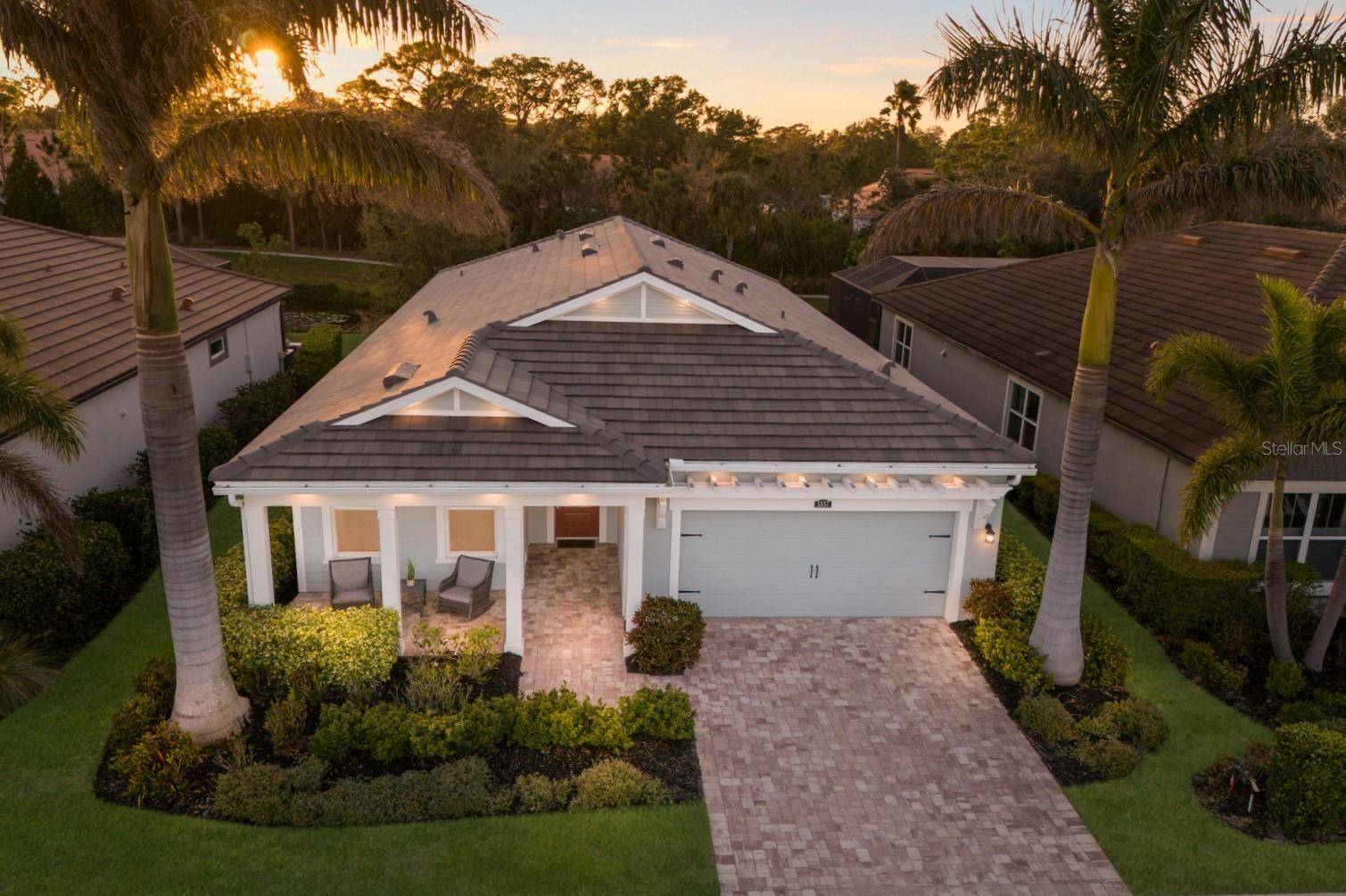 Sarasota, FL 34238,5557 LONG SHORE LOOP