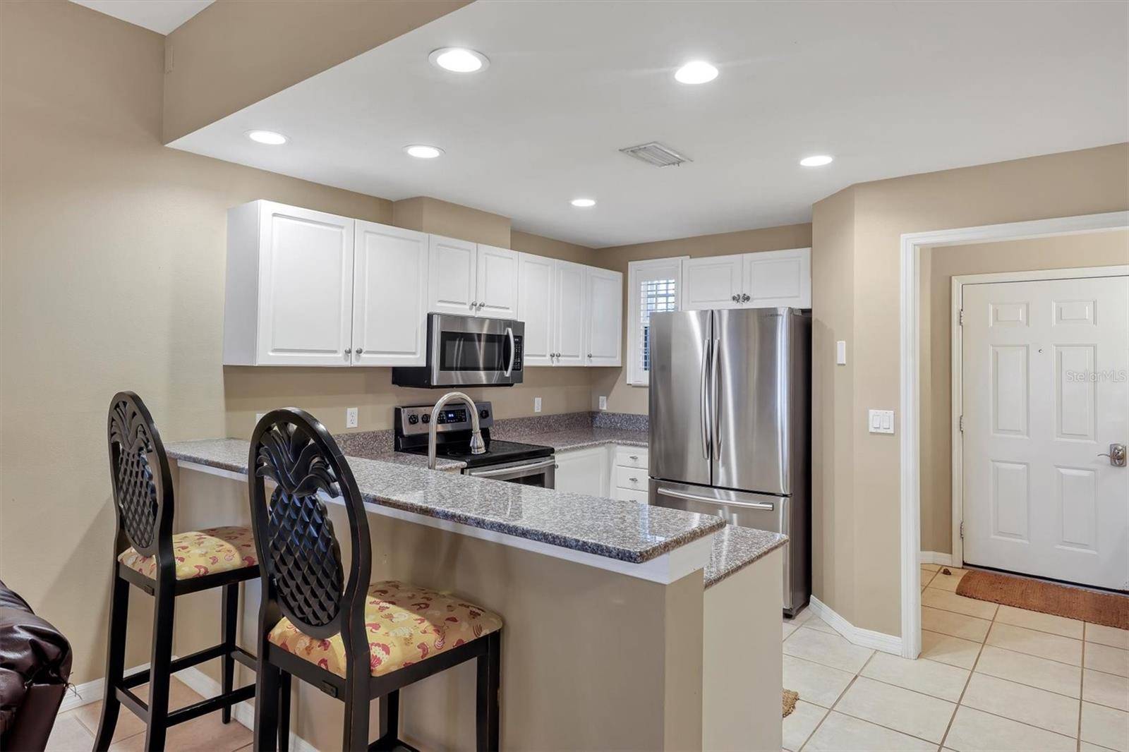 Bradenton, FL 34210,3702 54TH DR W #103