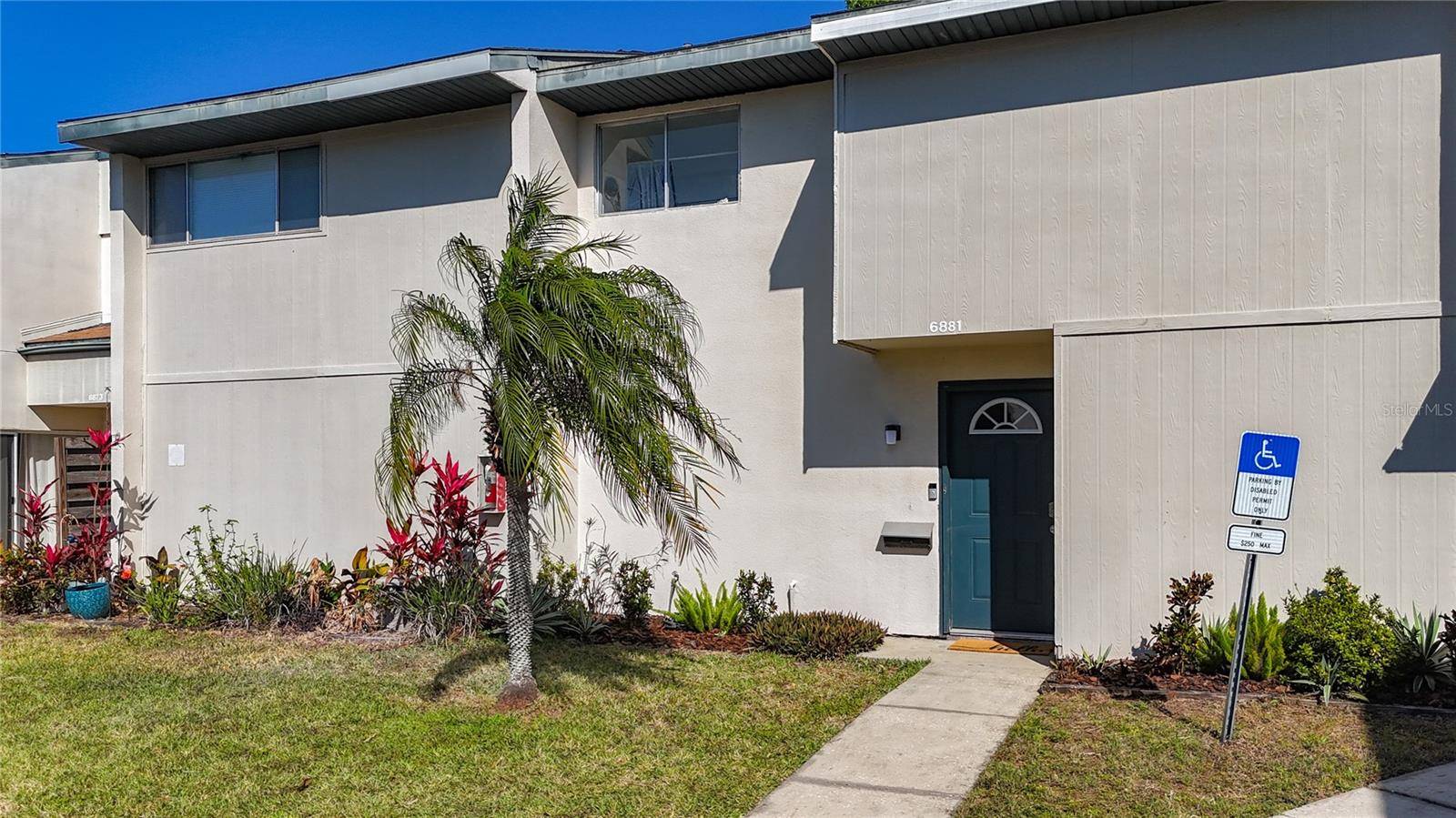 Sarasota, FL 34243,6881 WHITMAN WAY