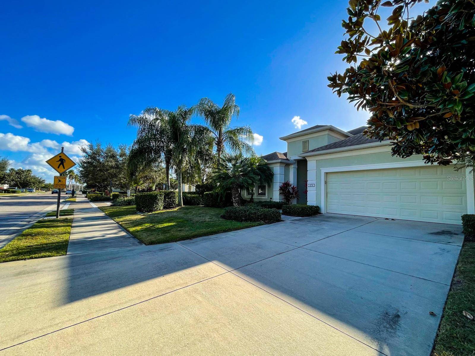 Bradenton, FL 34211,4738 CLAREMONT PARK DR
