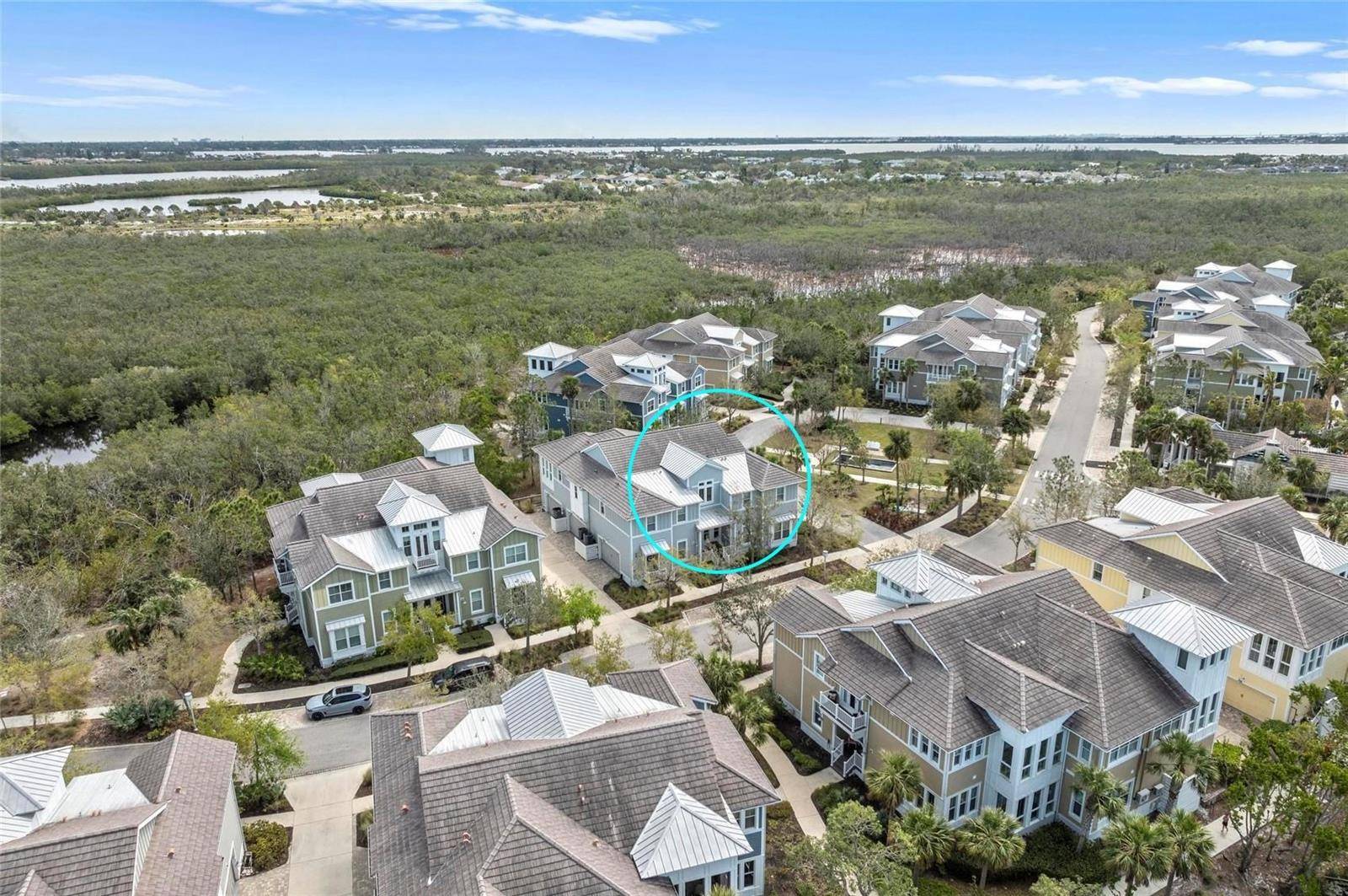 Bradenton, FL 34209,315 SAPPHIRE LAKE DR #202