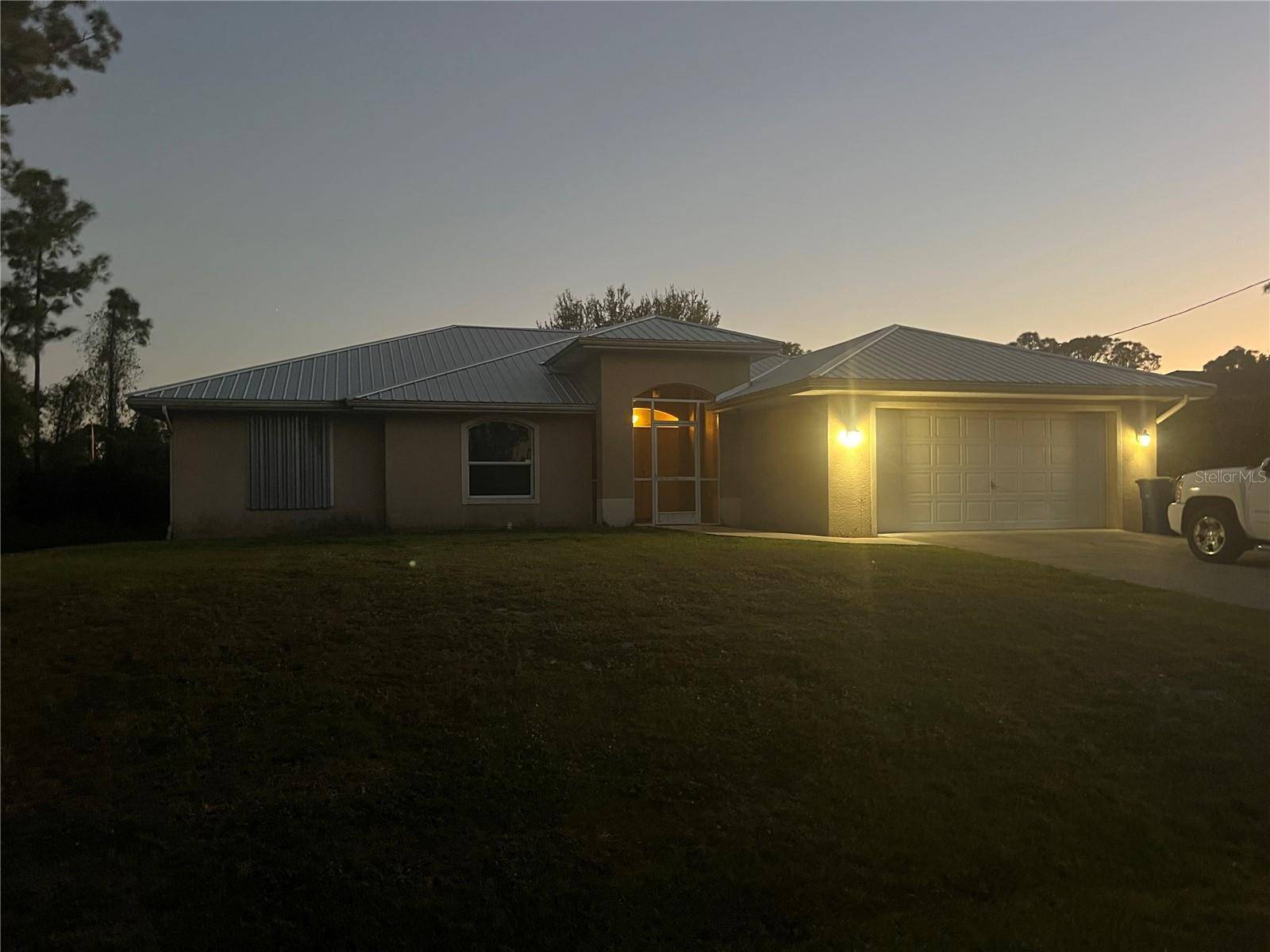Lehigh Acres, FL 33974,1112 EDELWEISS ST E