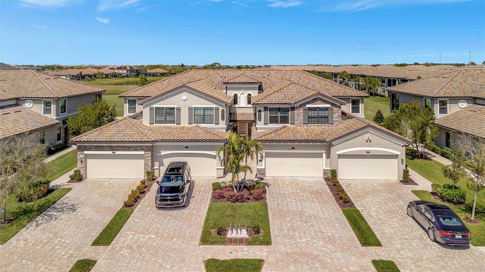Bradenton, FL 34211,18113 GAWTHROP DR #103