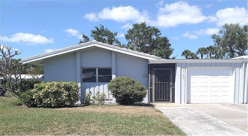 Sarasota, FL 34239,3140 VILLAGE GREEN DR #1119