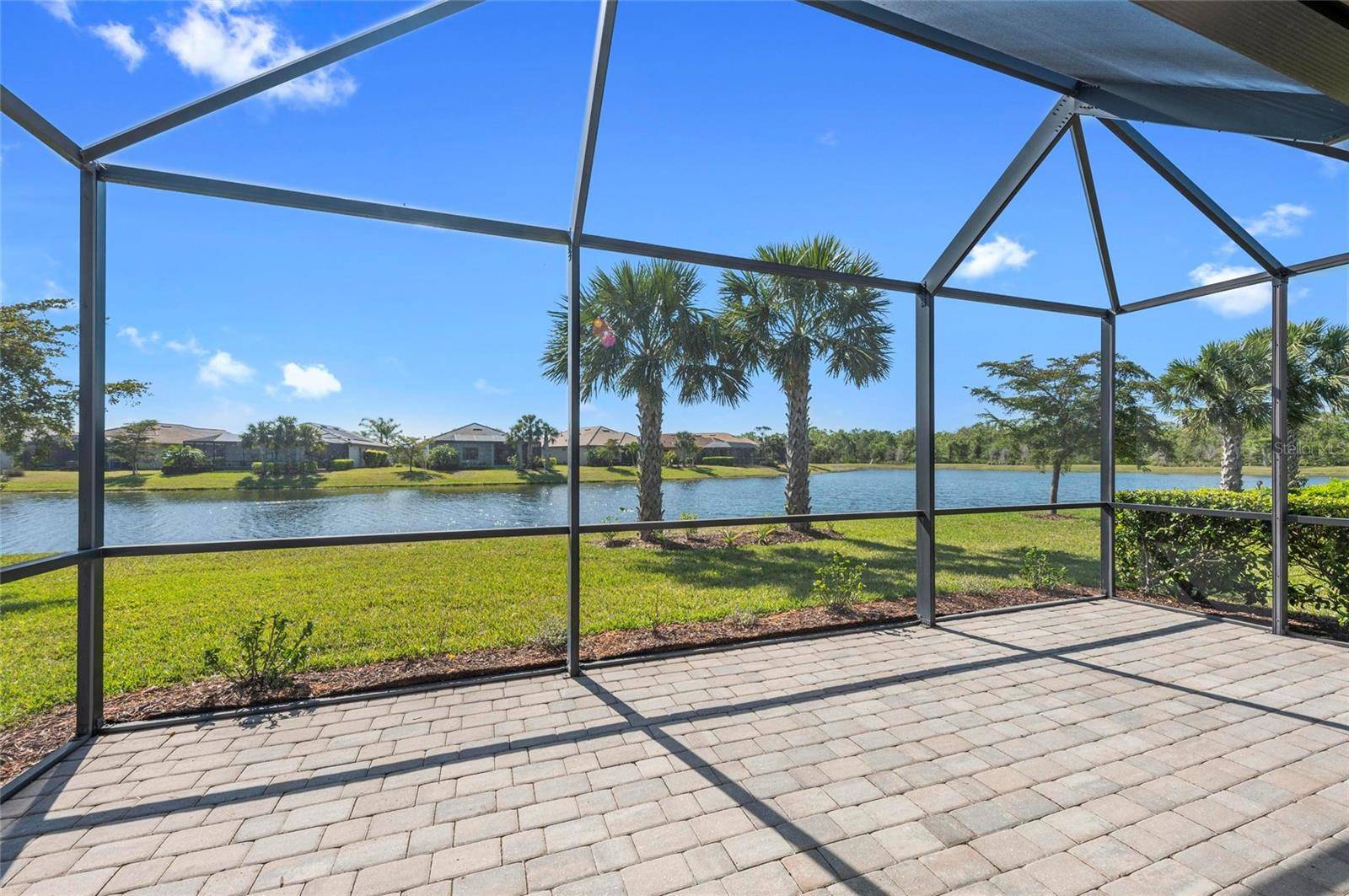 Bradenton, FL 34202,17228 CORINNA PL