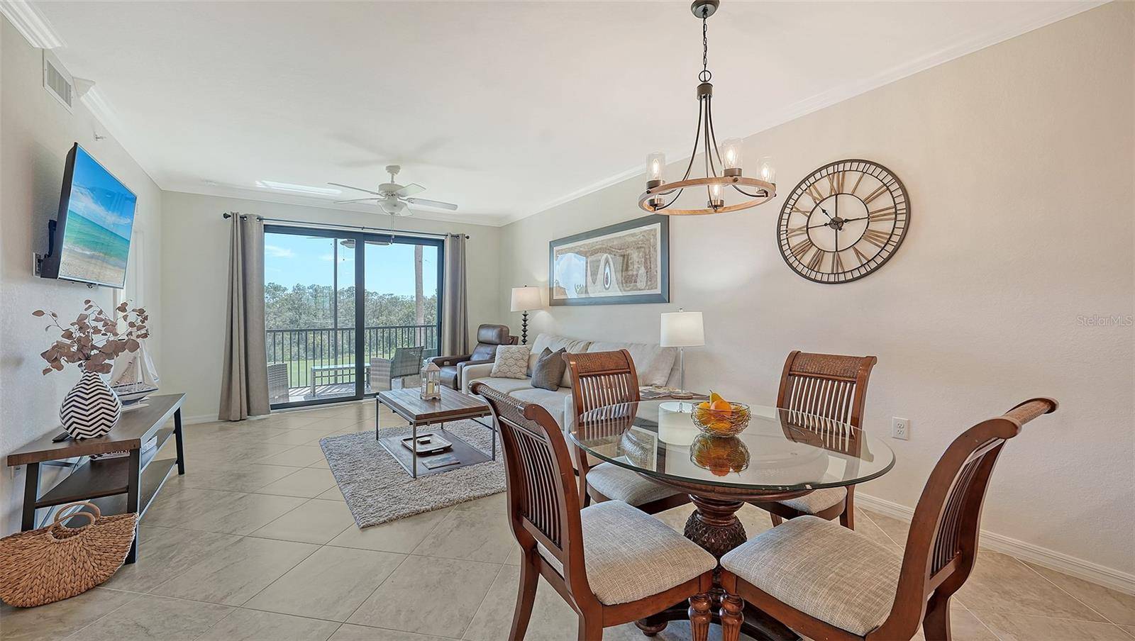 Bradenton, FL 34211,17510 GAWTHROP DR #305