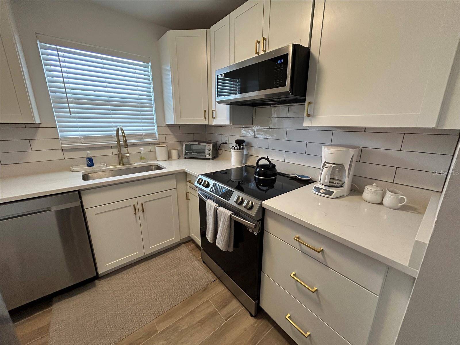 Bradenton, FL 34209,4480 IRONWOOD CIR #213A
