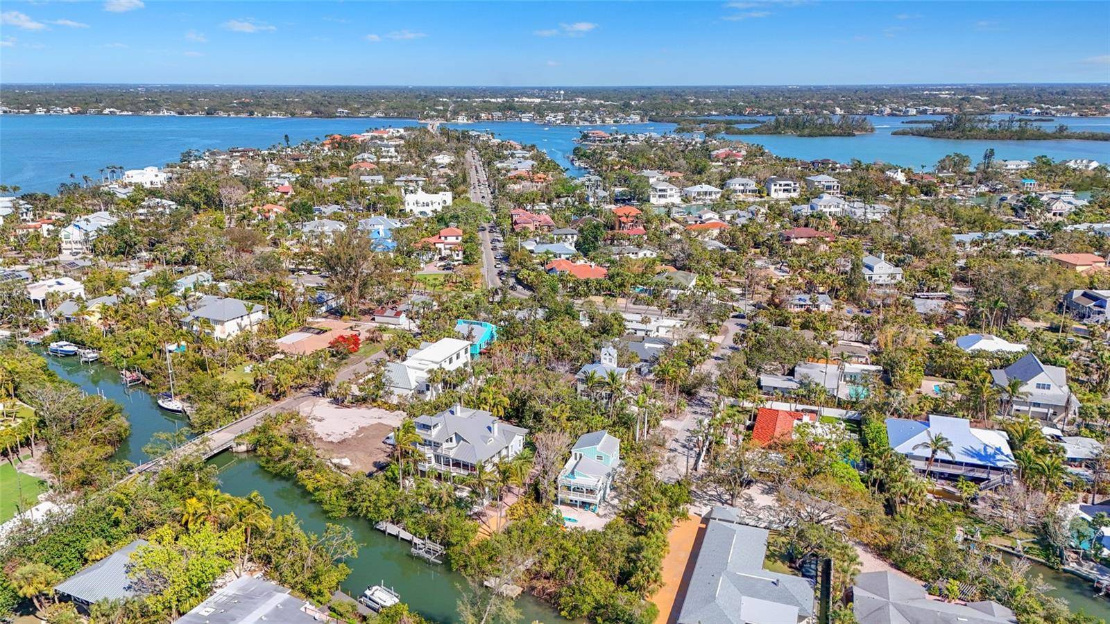 Sarasota, FL 34242,111 FAUBEL ST