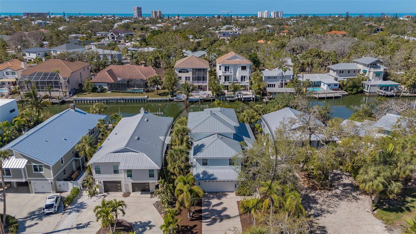 Sarasota, FL 34242,4922 COMMONWEALTH DR