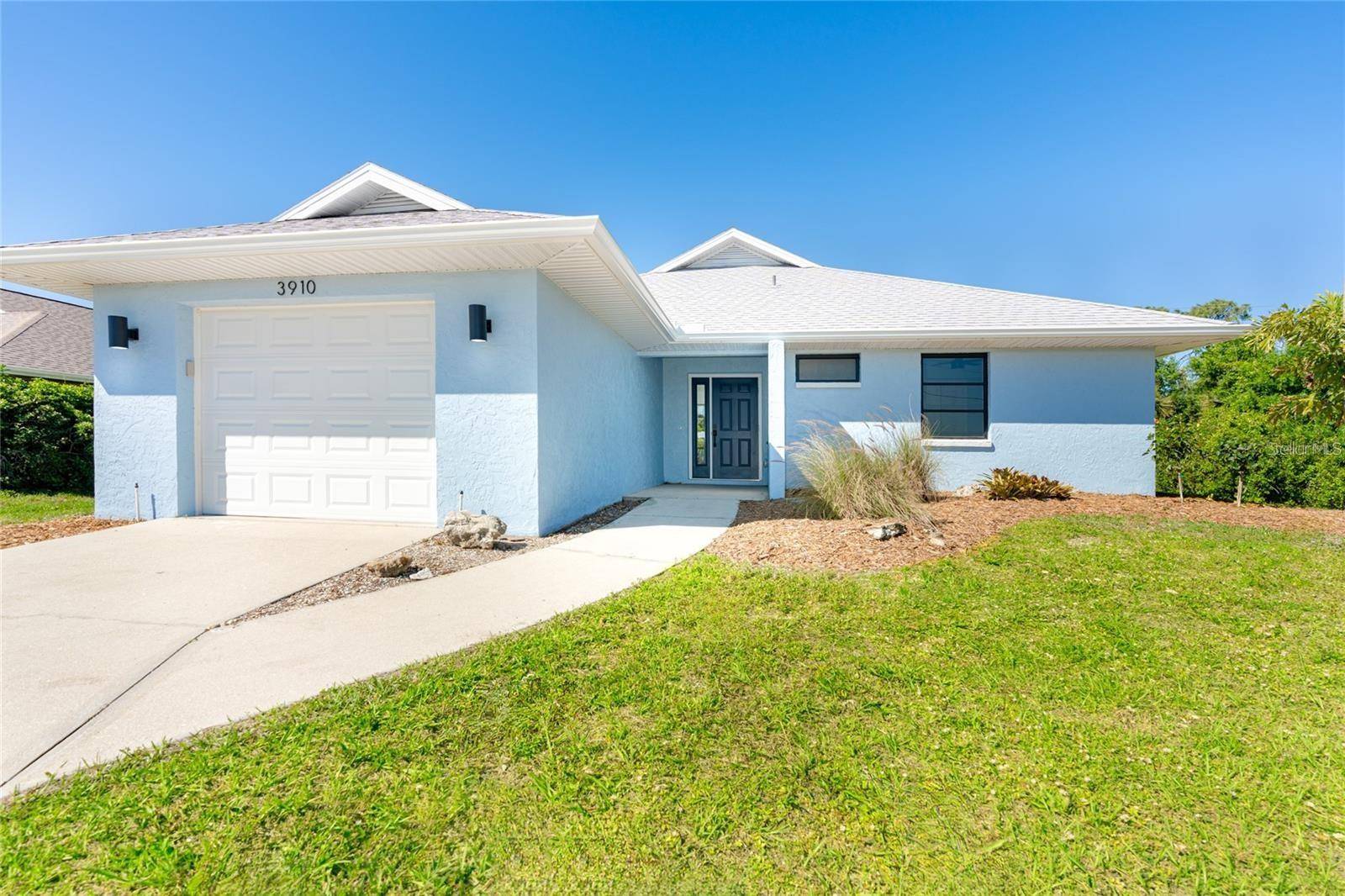 Rotonda West, FL 33947,3910 CAPE HAZE DR