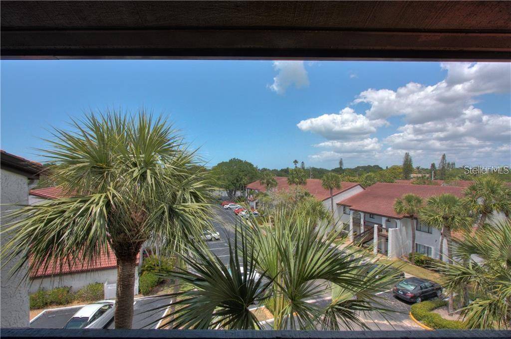 Sarasota, FL 34231,1624 STICKNEY POINT RD #408