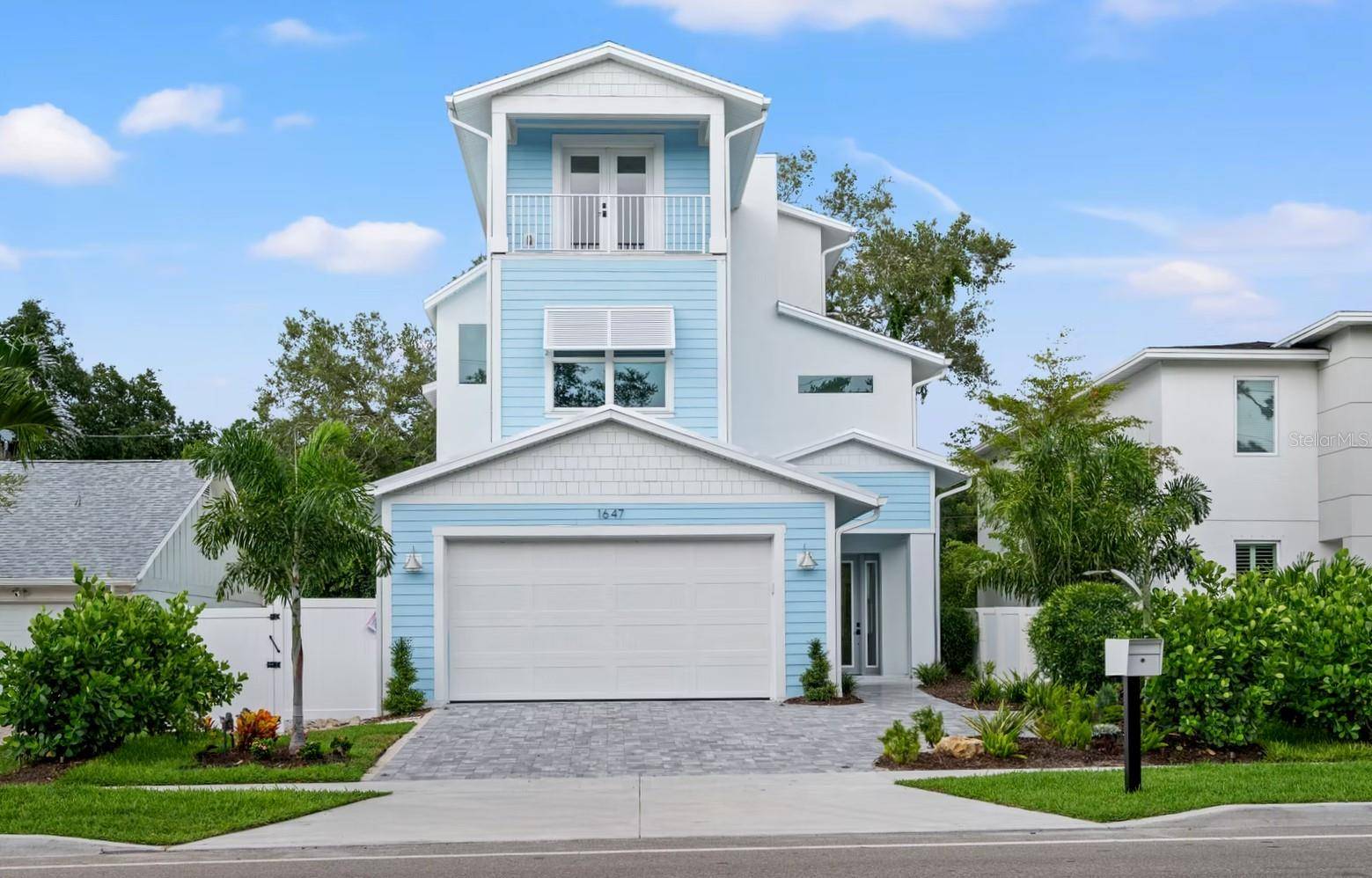 Sarasota, FL 34239,1647 SIESTA DR