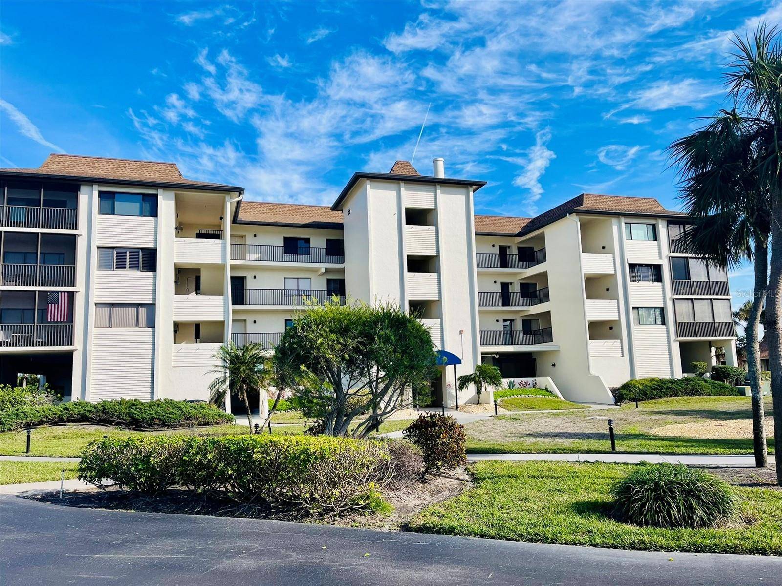 Longboat Key, FL 34228,3630 GULF OF MEXICO DR #304