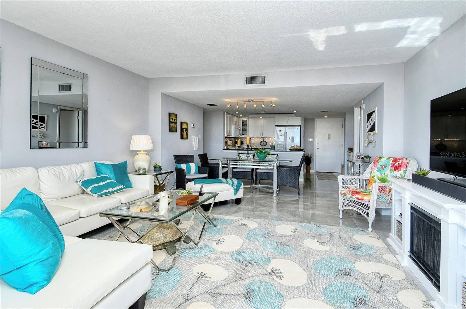 Sarasota, FL 34242,6415 MIDNIGHT PASS RD #607