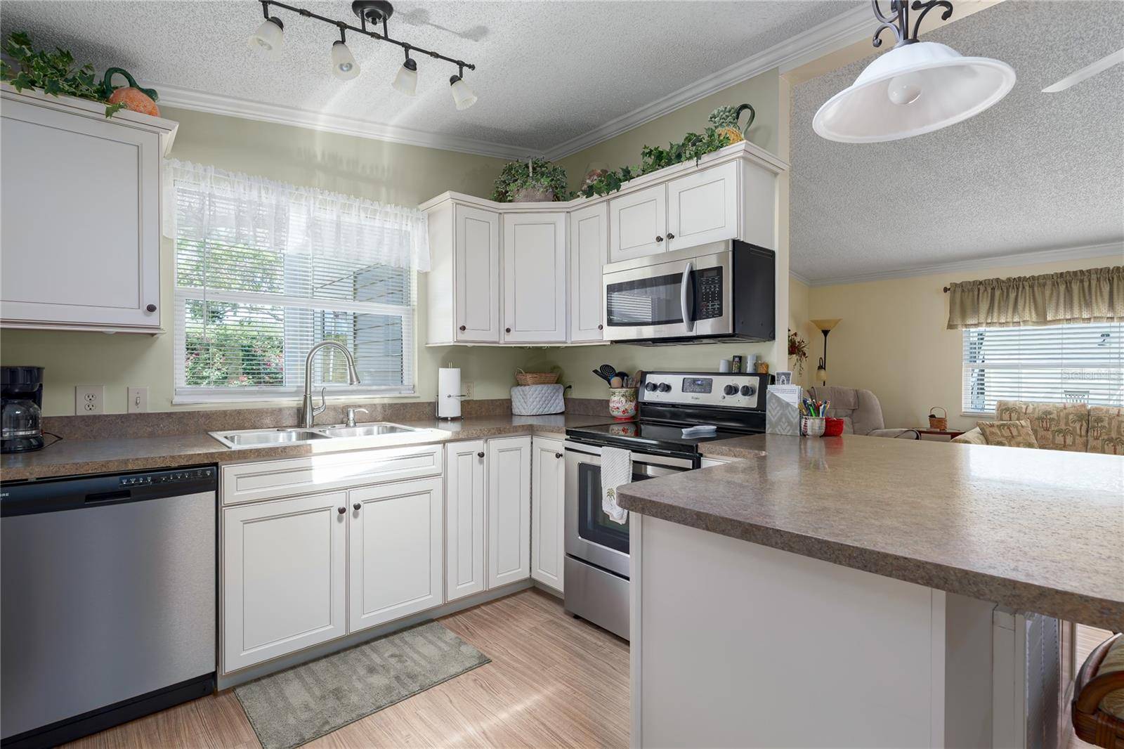 Palmetto, FL 34221,8402 PRINCESS CT