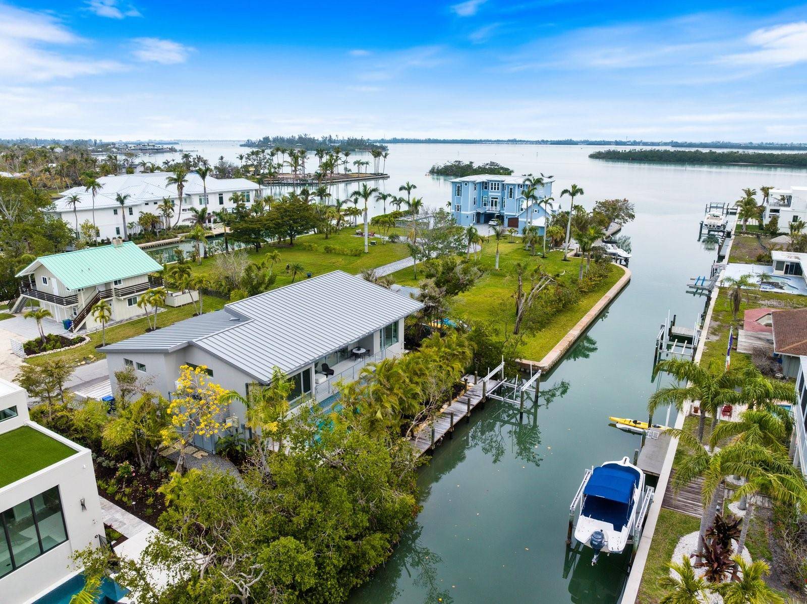 Longboat Key, FL 34228,600 DE NARVAEZ DR