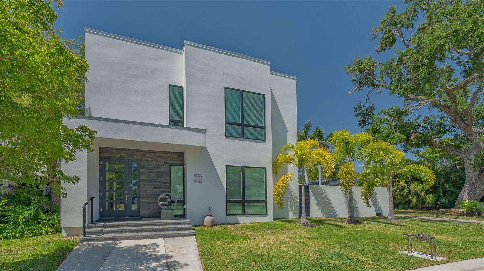 Sarasota, FL 34236,1755 7TH ST