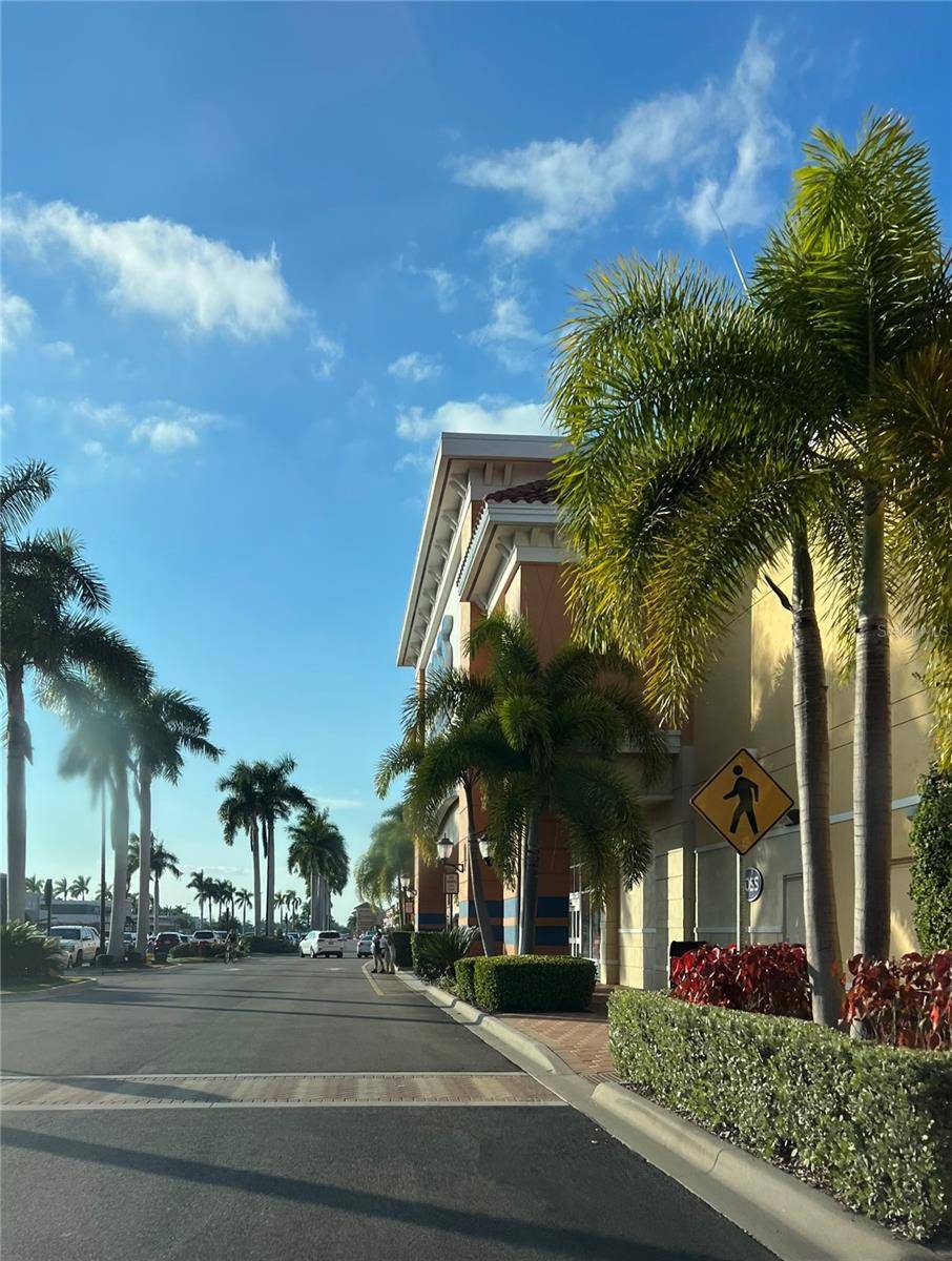 North Port, FL 34287,DE MIRANDA AVE