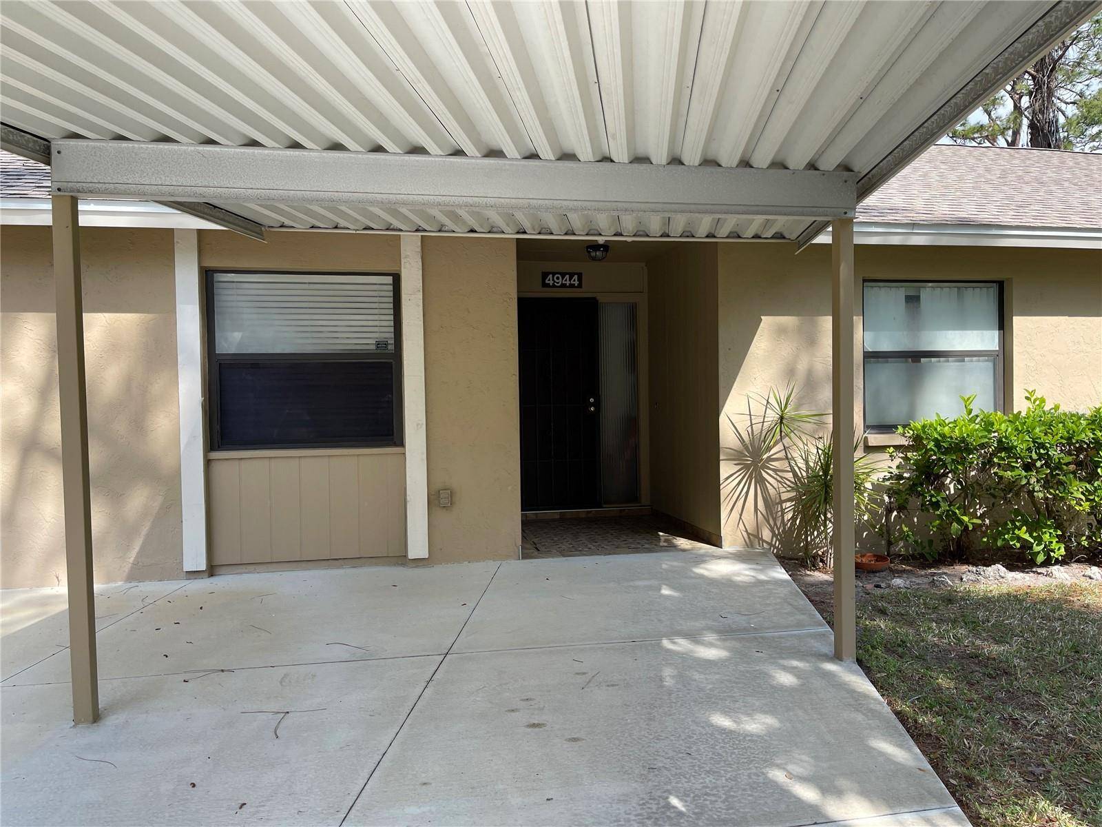Sarasota, FL 34234,4944 VILLAGE GARDENS DR #151