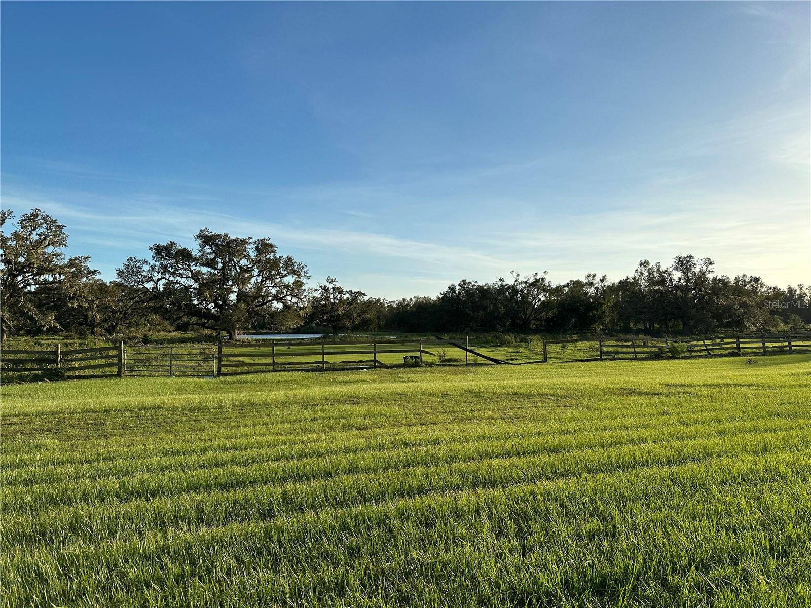 Sarasota, FL 34240,721 SPRINGBROOK FARM RD