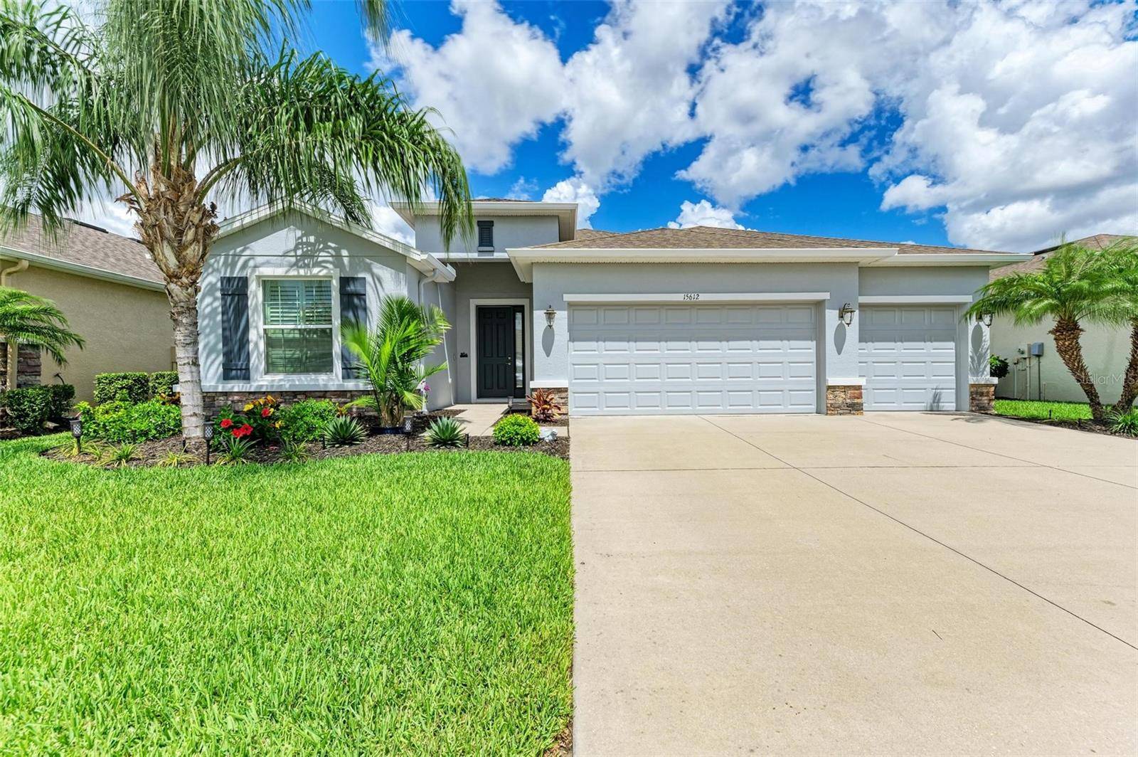 Bradenton, FL 34212,15612 TRINITY FALL WAY