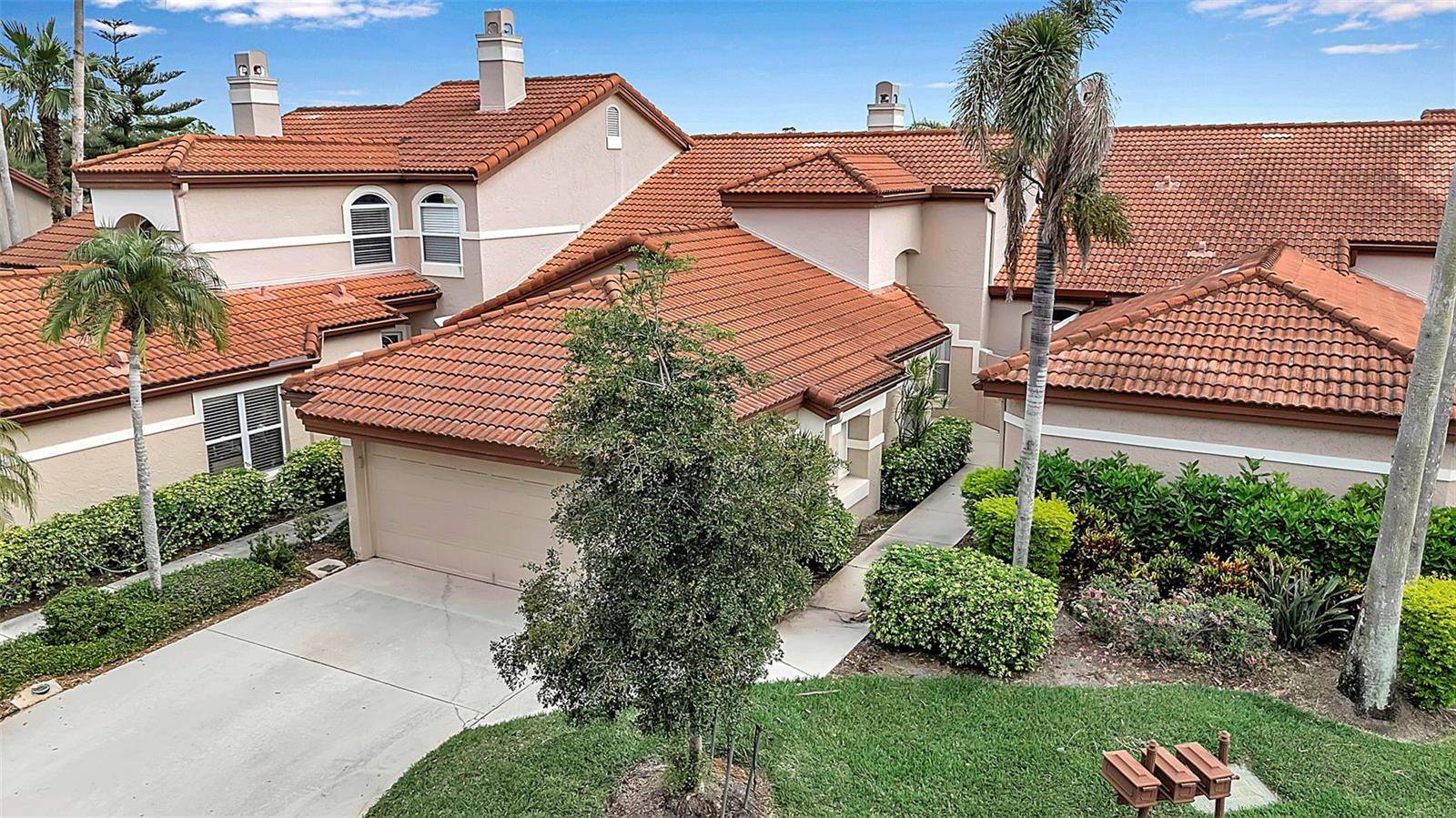 Sarasota, FL 34238,7309 REGINA ROYALE BLVD #21
