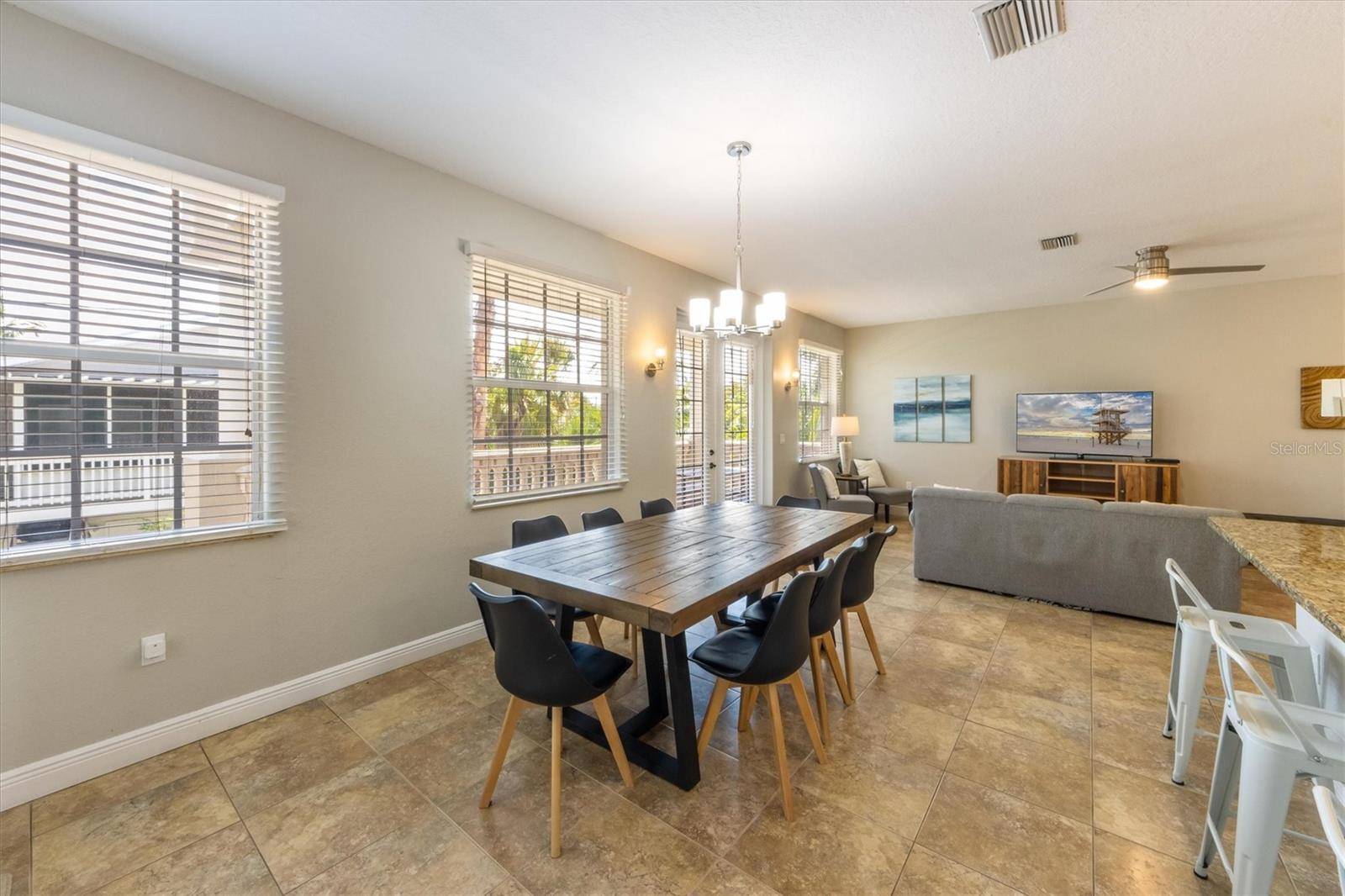 Bradenton Beach, FL 34217,2309 AVENUE C #200