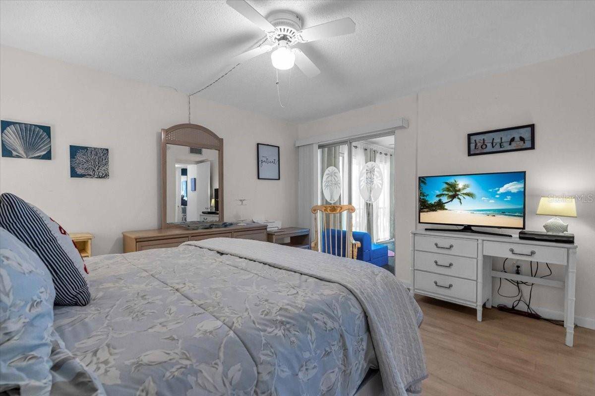 Bradenton, FL 34207,204 46TH AVENUE TER W #412