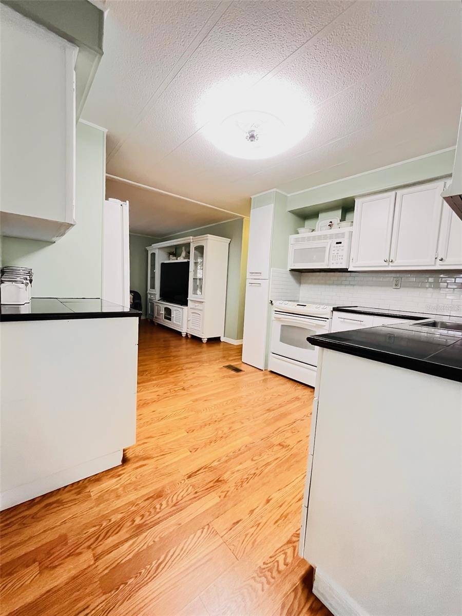 Sarasota, FL 34234,1829 CYPRESS POINT LN