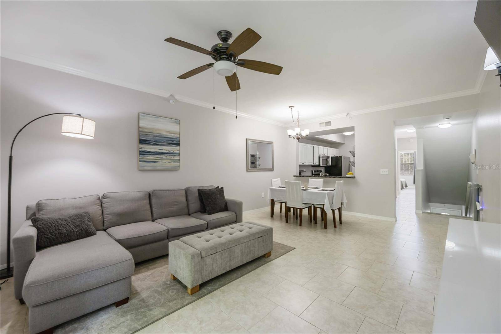 Sarasota, FL 34235,5691 BENTGRASS DR #211