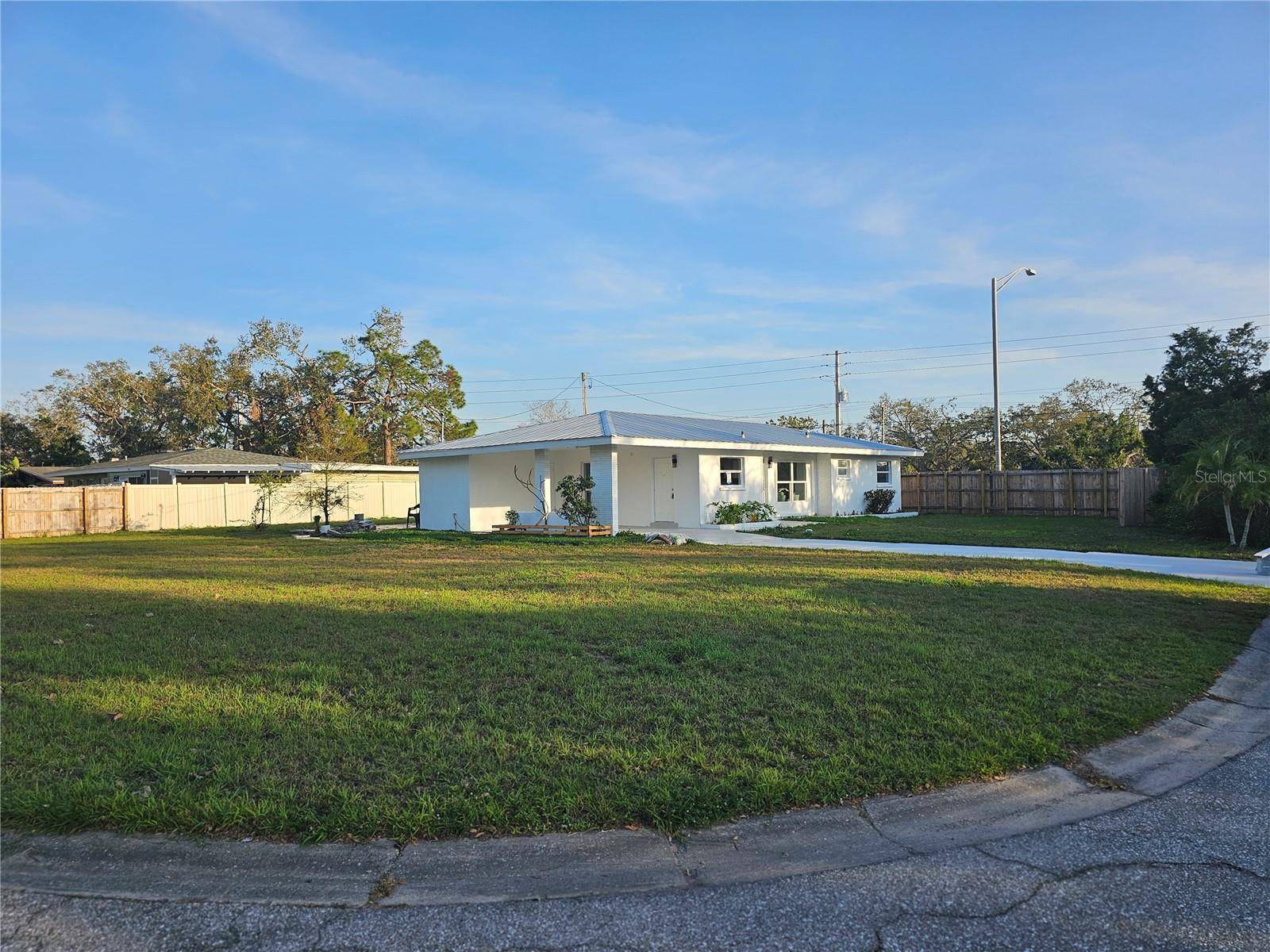 Sarasota, FL 34235,1750 GOLD AVE