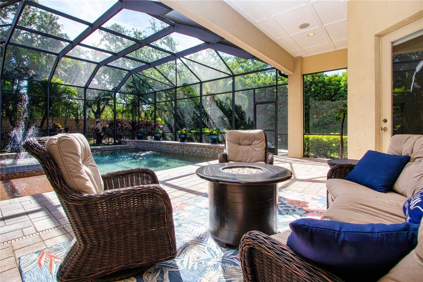 Bradenton, FL 34212,349 BLACKBIRD CT